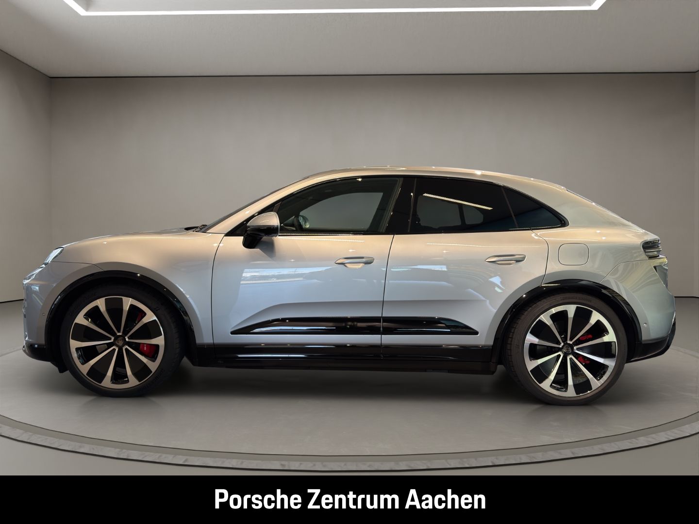 Porsche Macan Turbo BOSE InnoDrive Panorama LED-Matrix