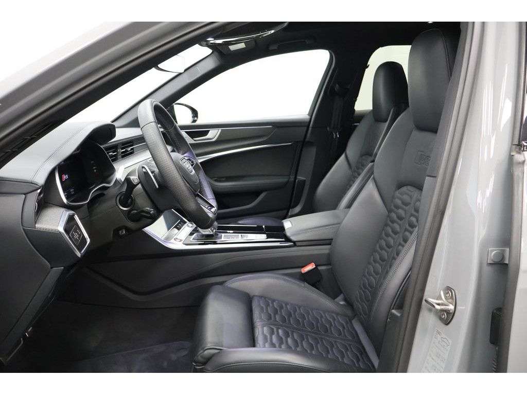 Audi RS 6 Avant 4.0 TFSI quattro Performance Matrix,P