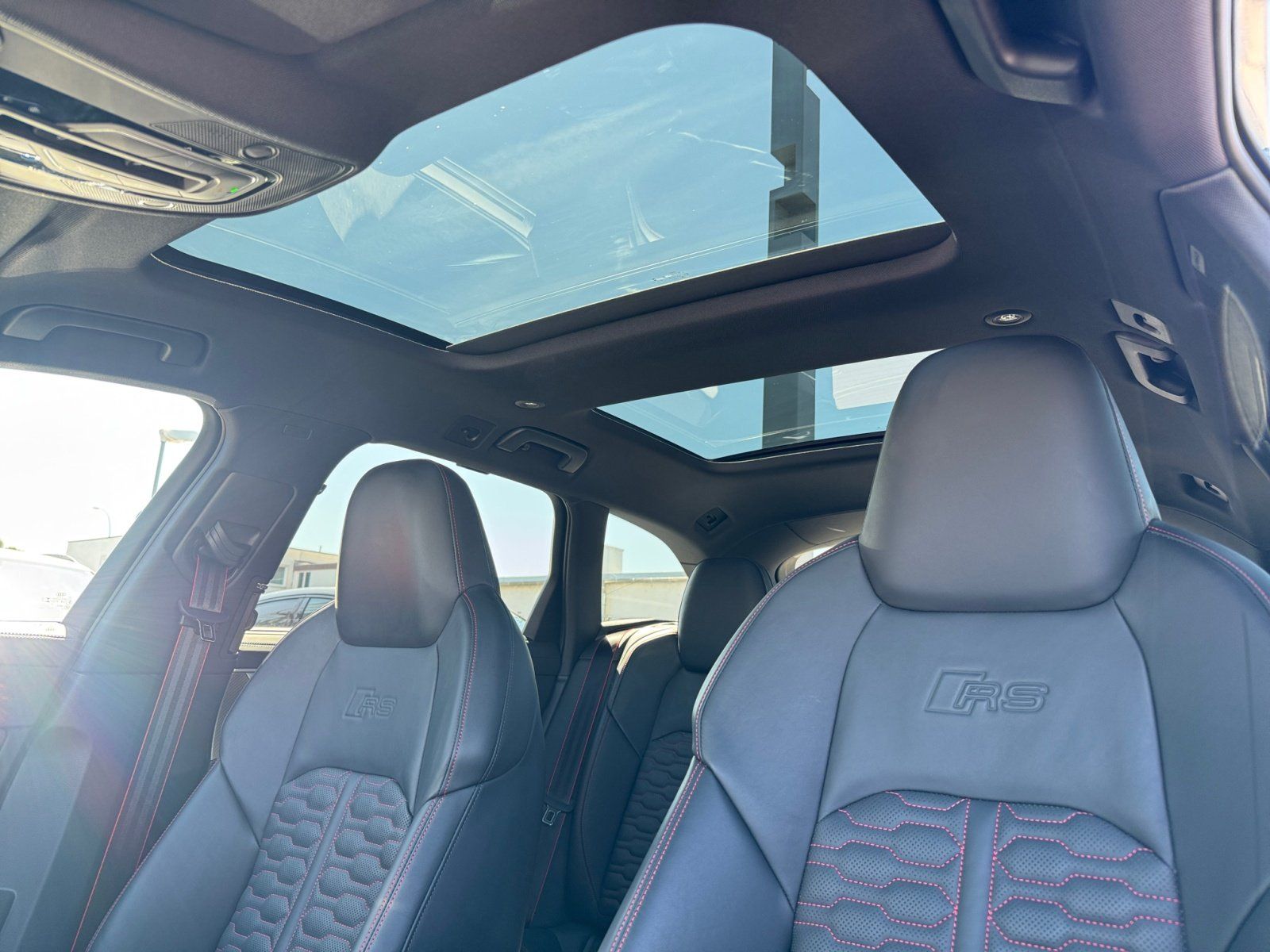 Audi RS6 Avant BO,matrix,360,HUD,Kam.,Keramik,Laser
