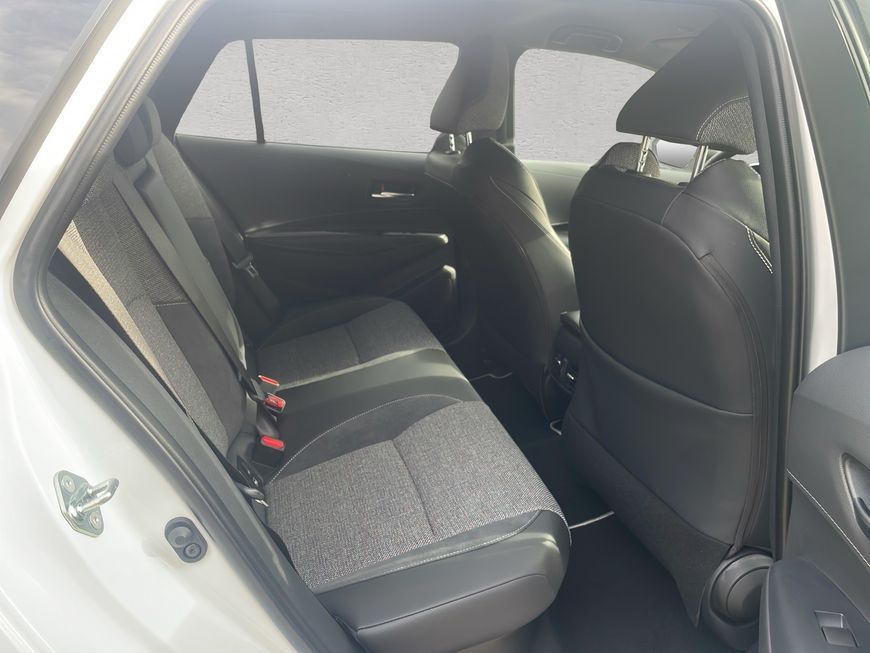 Toyota Corolla 2.0 Hybrid Touring Sports Teamplayer *Te