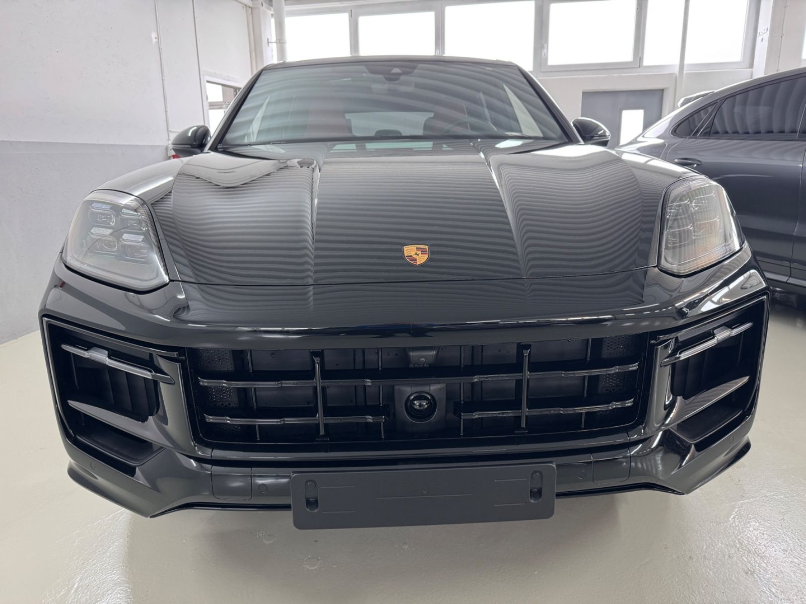 Porsche Cayenne E-Hybrid /Mod.2025/Sport Paket Lp160.500
