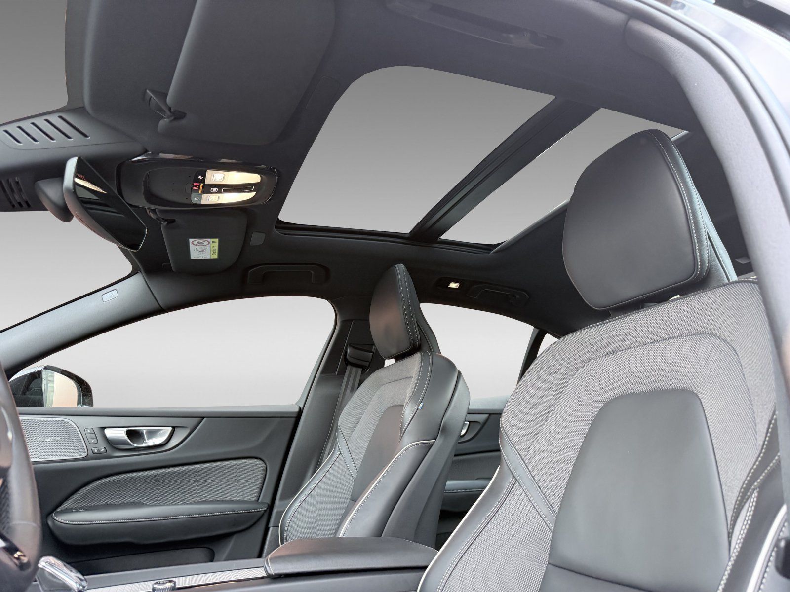 Volvo S60 B5 Ultimate Dark AWD+Winter+360°+Stdhzg