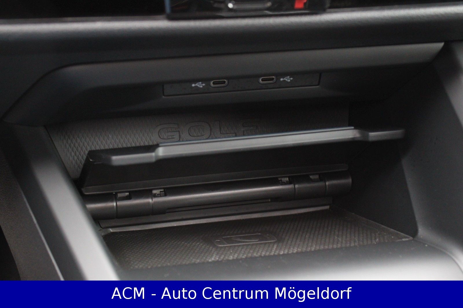 Volkswagen Golf VIII 2.0 GTD - Samsaru's Car Outlet