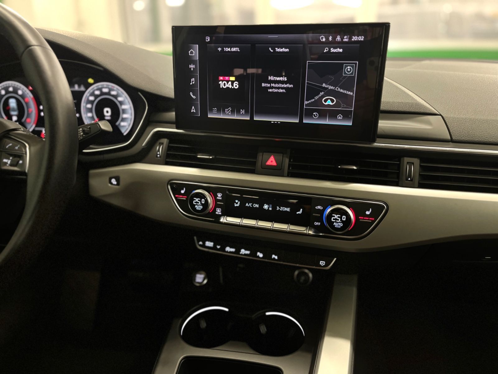 Audi A4 Lim. 40 TFSI advanced - Samsaru's Car Outlet