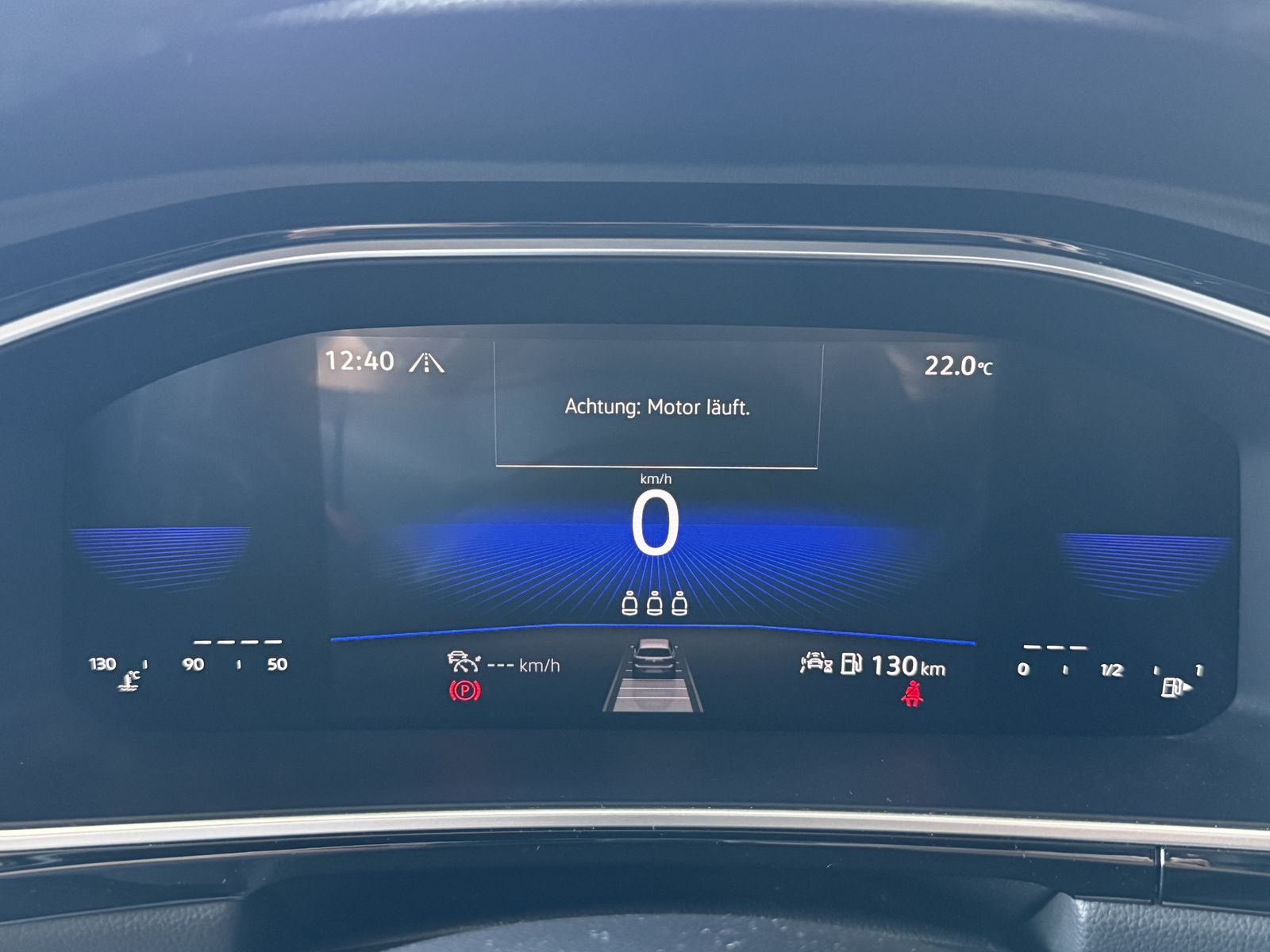 Volkswagen T-Roc 1.0 TSI R-Line - Samsaru's Car Outlet