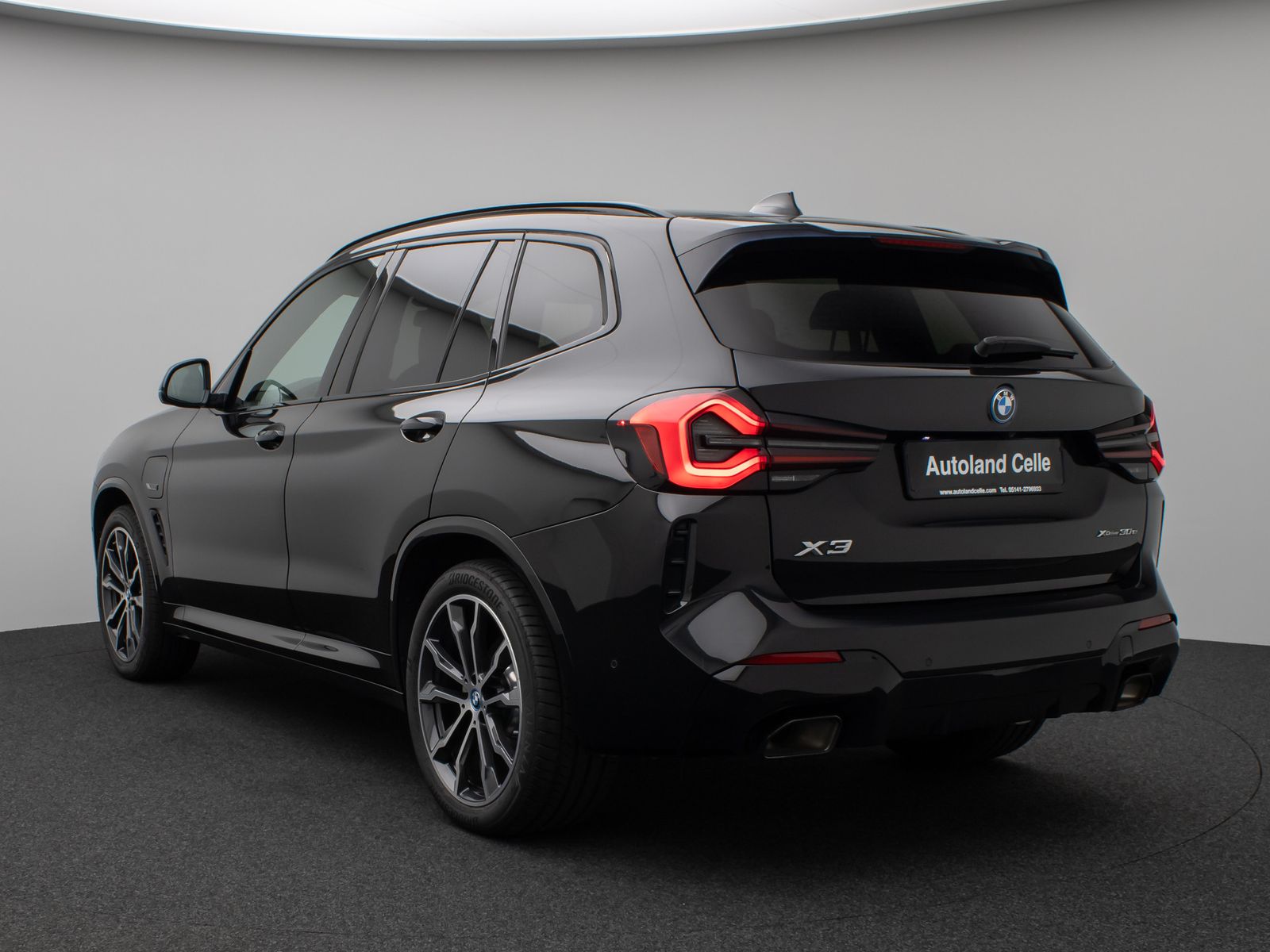 BMW X3 xD30e M Sport - Samsaru's Car Outlet
