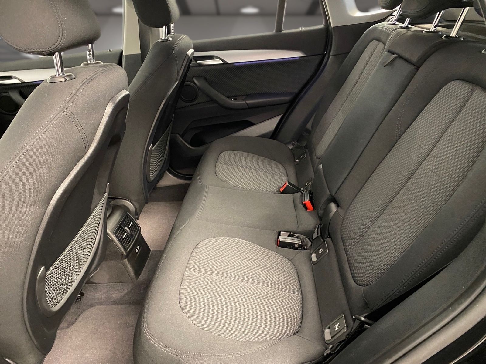BMW X1 xDrive25e - Samsaru's Car Outlet