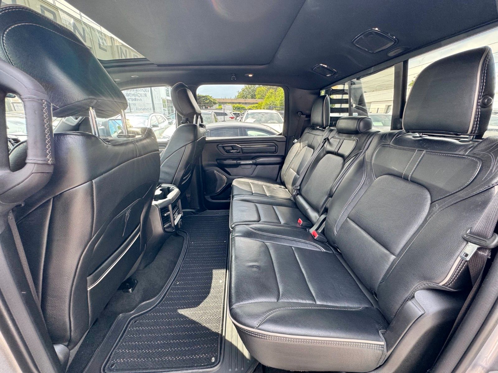 Dodge RAM 1500 Limited *Pano*HuD*H&K*360*1.Hand*Prins*