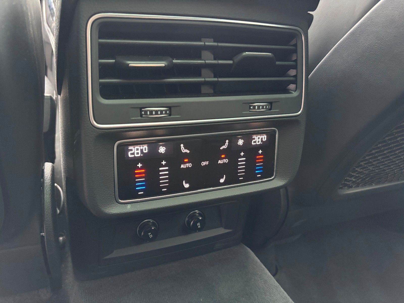 Audi RSQ8 Dynamik+*Keramik*B&O*Pano*Soft-Close*AHK*23