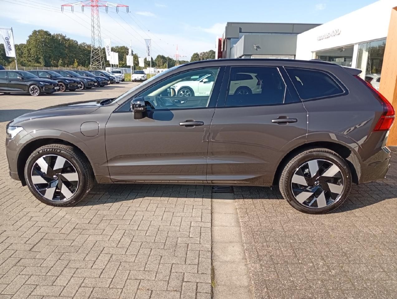 Volvo XC60 T8 Ultra Dark Plug-In Hybrid AWD/B&W/AHK