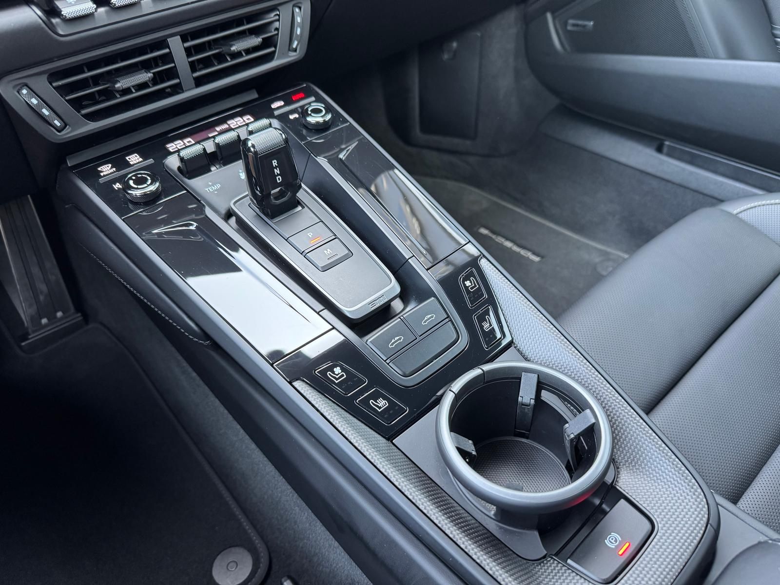 Porsche 992.2 4 GTS Targa*HD-MATRIX*360°KAM*BOSE*LIFT*