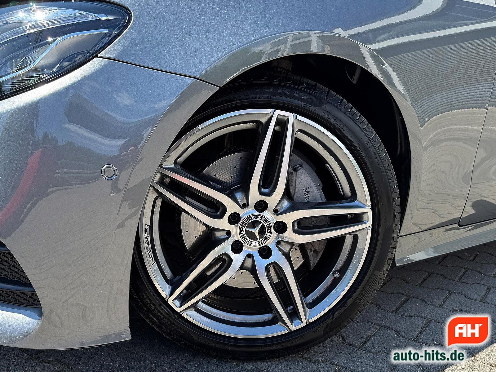 Mercedes-Benz E 220 Coupe AMG Line - Samsaru's Car Outlet