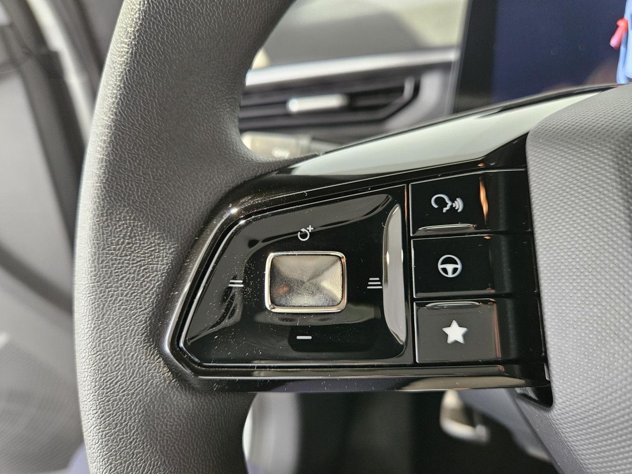 MG3 1.5 Hybrid+ Luxury Bluetooth Navi LED Klima