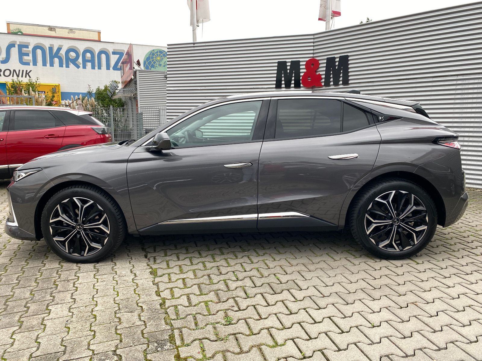DS Automobiles DS4 Étoile Nappa DriveAssist-2.0/Pano/360°/Focal