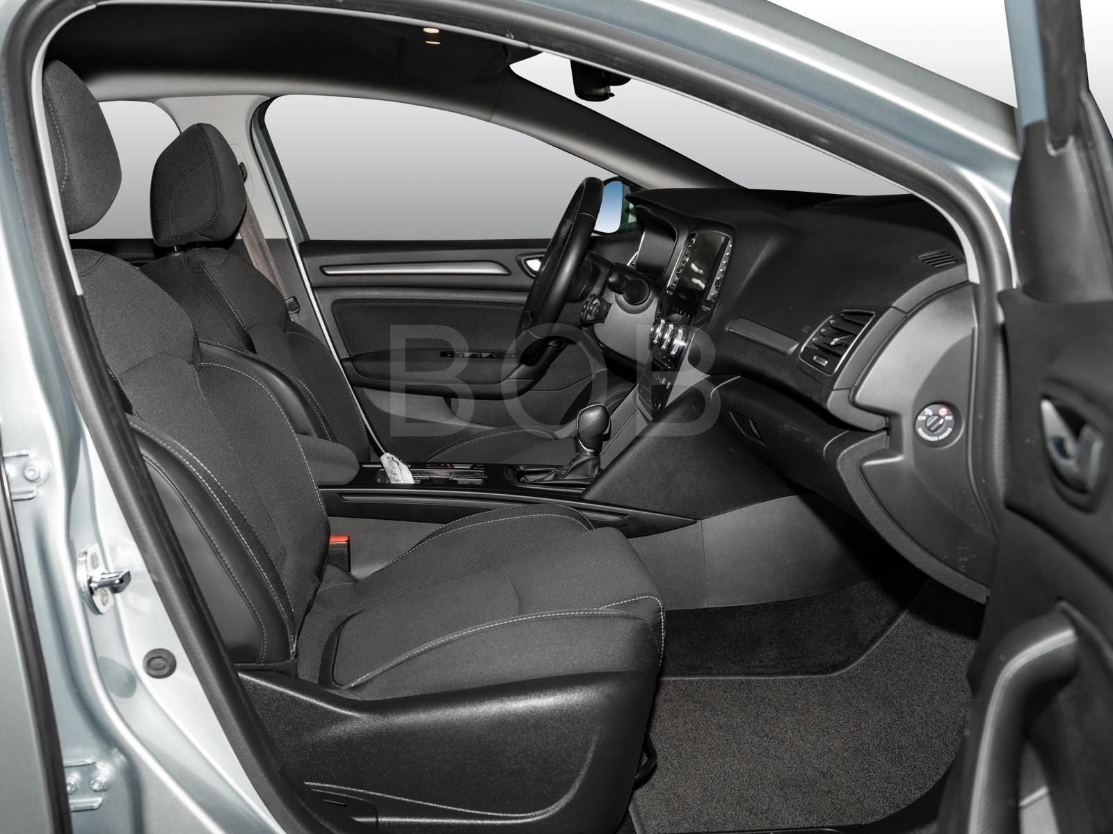 Renault Megane Grandtour ZEN E-TECH Plug-in - Samsaru's Car Outlet