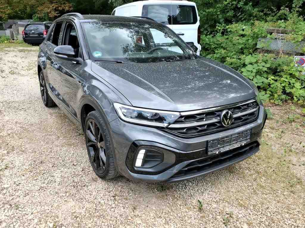 Volkswagen T-ROC 1.5 TSI DSG R-LINE Black Style IQ.Light - Samsaru's Car Outlet