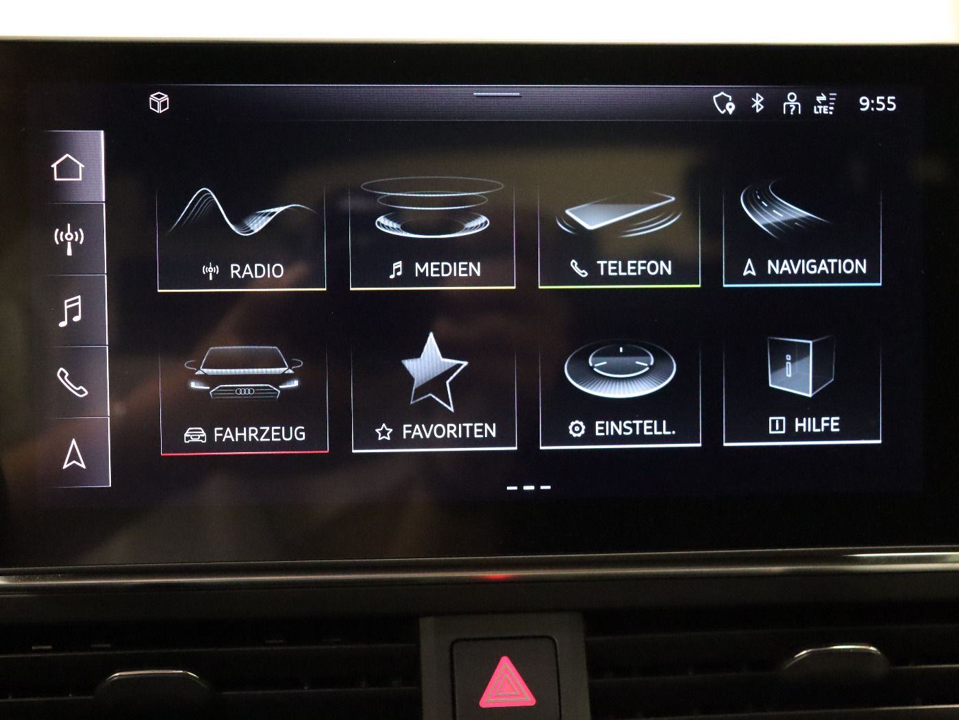 Audi A4 Avant 40 TDI quattro S tronic Advanced - Samsaru's Car Outlet