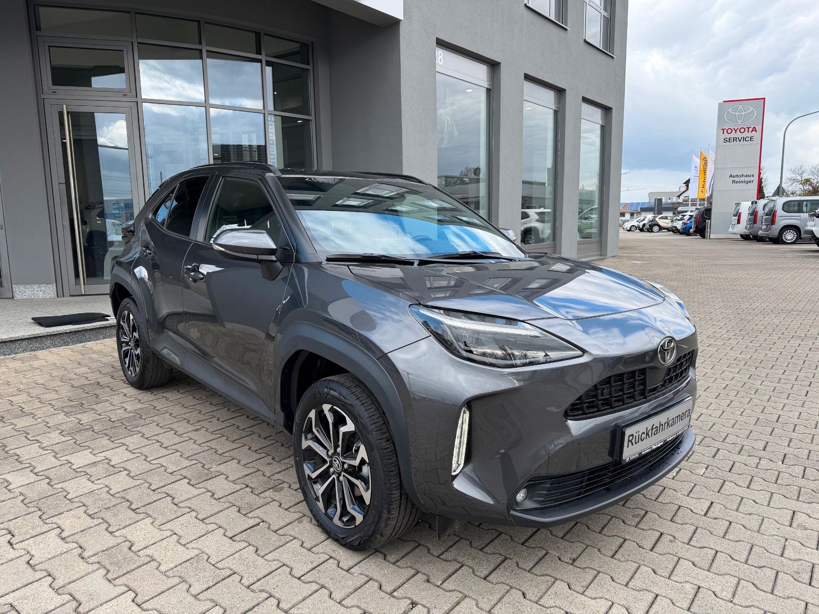 Toyota Yaris Cross 1.5l Hybrid Style*SHZ,Navi,PDC v+h*