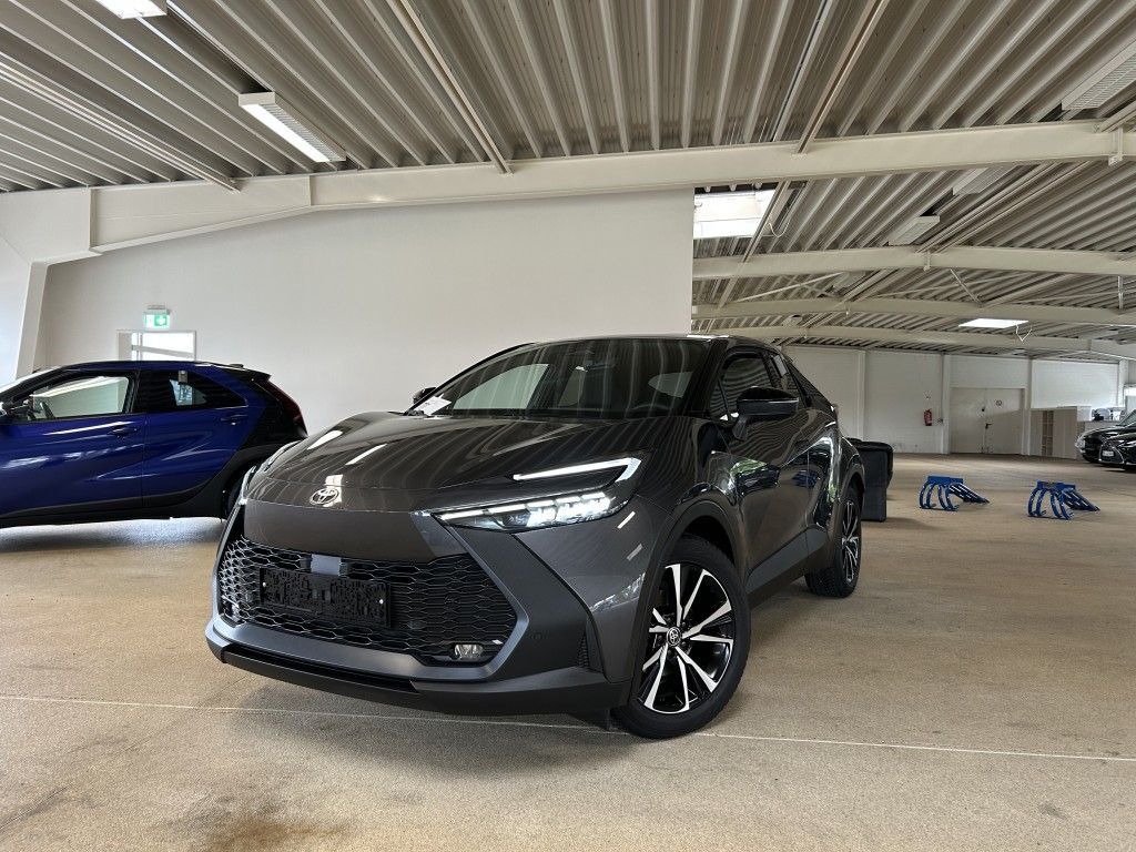 Toyota C-HR 1.8 Hybrid Team Deutschland