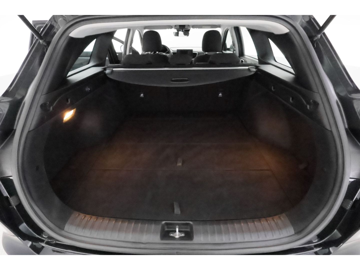 Kia Ceed_sw 1.5T-GDI Aut. - Samsaru's Car Outlet