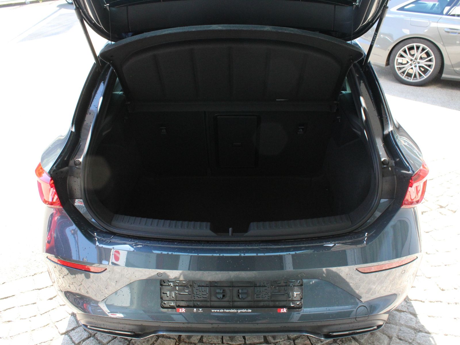 Cupra Leon 1.5 TSI - Samsaru's Car Outlet