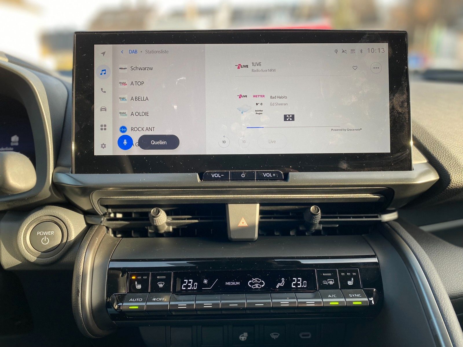 Toyota C-HR 1.8 Hybrid - Samsaru's Car Outlet