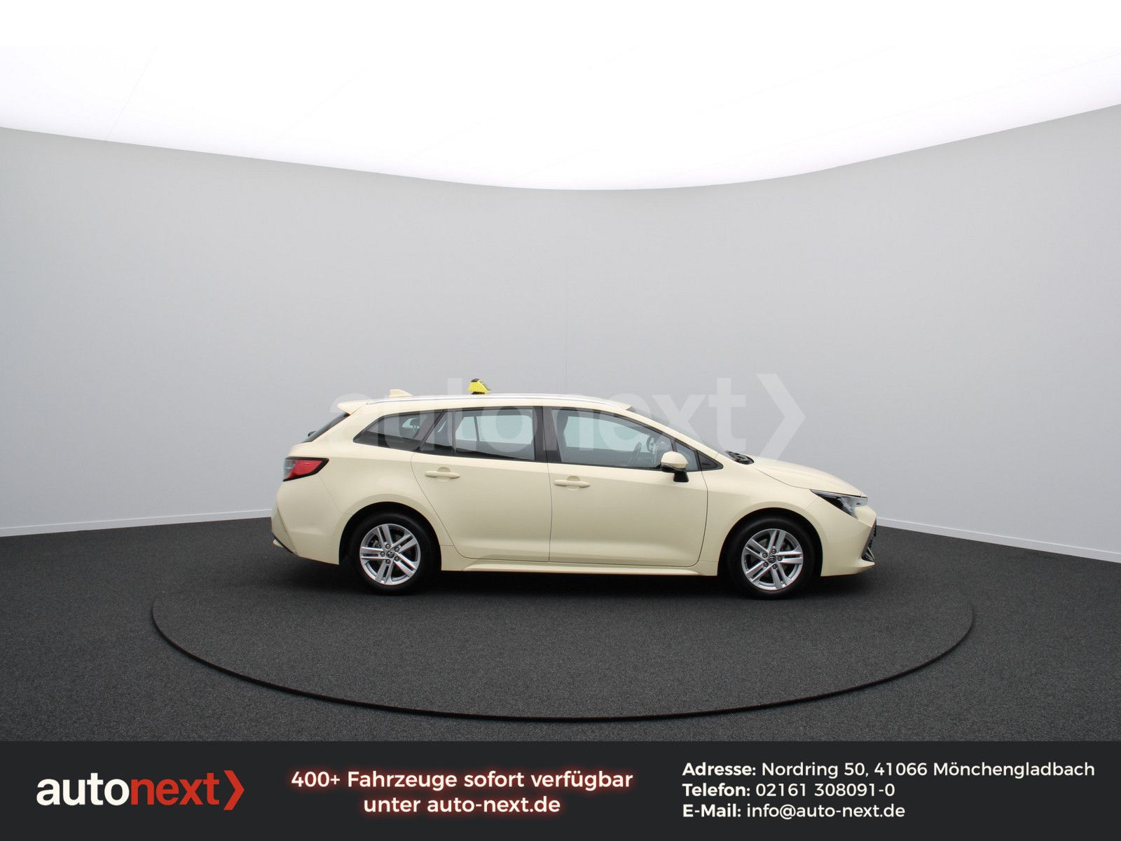 Toyota Corolla Hybrid Business Edition - Samsaru's Car Outlet