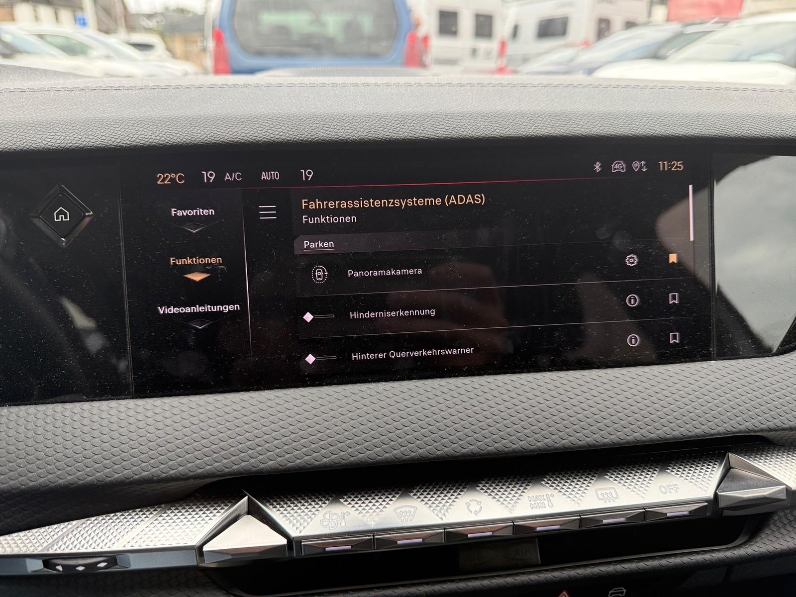 DS Automobiles DS4 CROSS TROCADERO BHDI 130 MATIX LED,NAVIGATIO