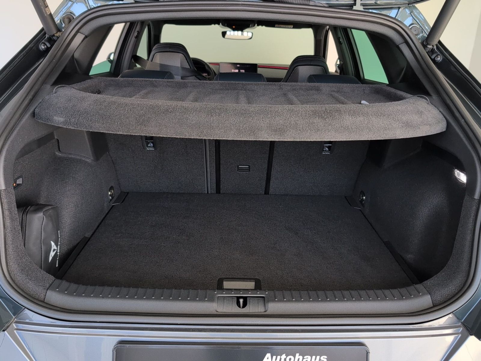Cupra Formentor 2.0 TSI VZ AHK PANO LEDER CUP COPPER