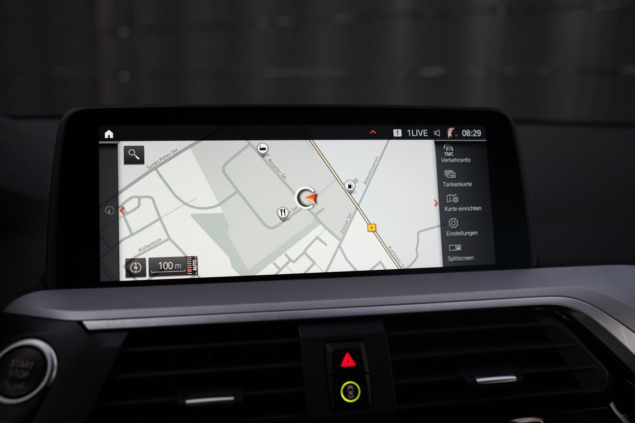 BMW X3 xDrive 20 i Advantage *LIVECOCKPIT*NAVI*