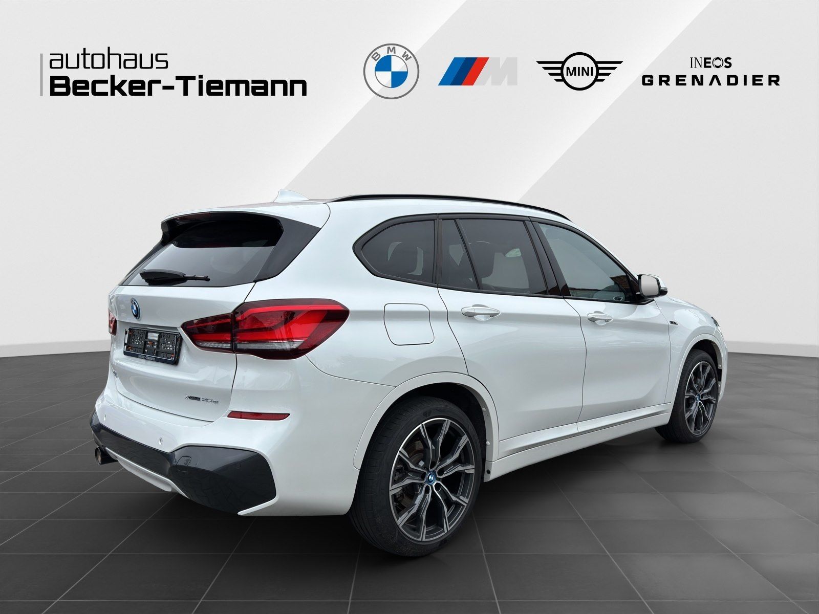 BMW X1 xDrive25e M Sport - Samsaru's Car Outlet