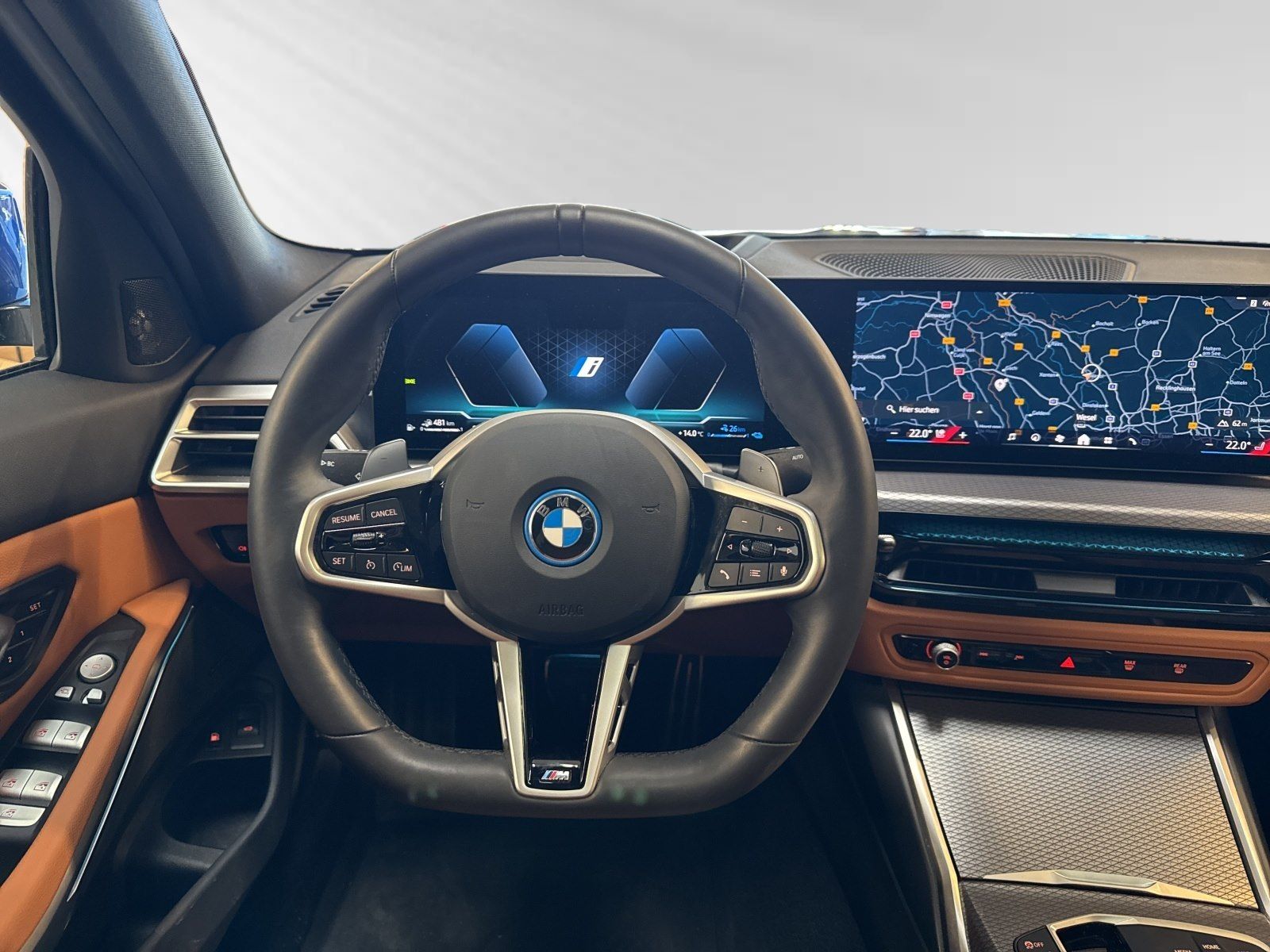 BMW 330e M Sport|Glasdach|Head-Up|H/K
