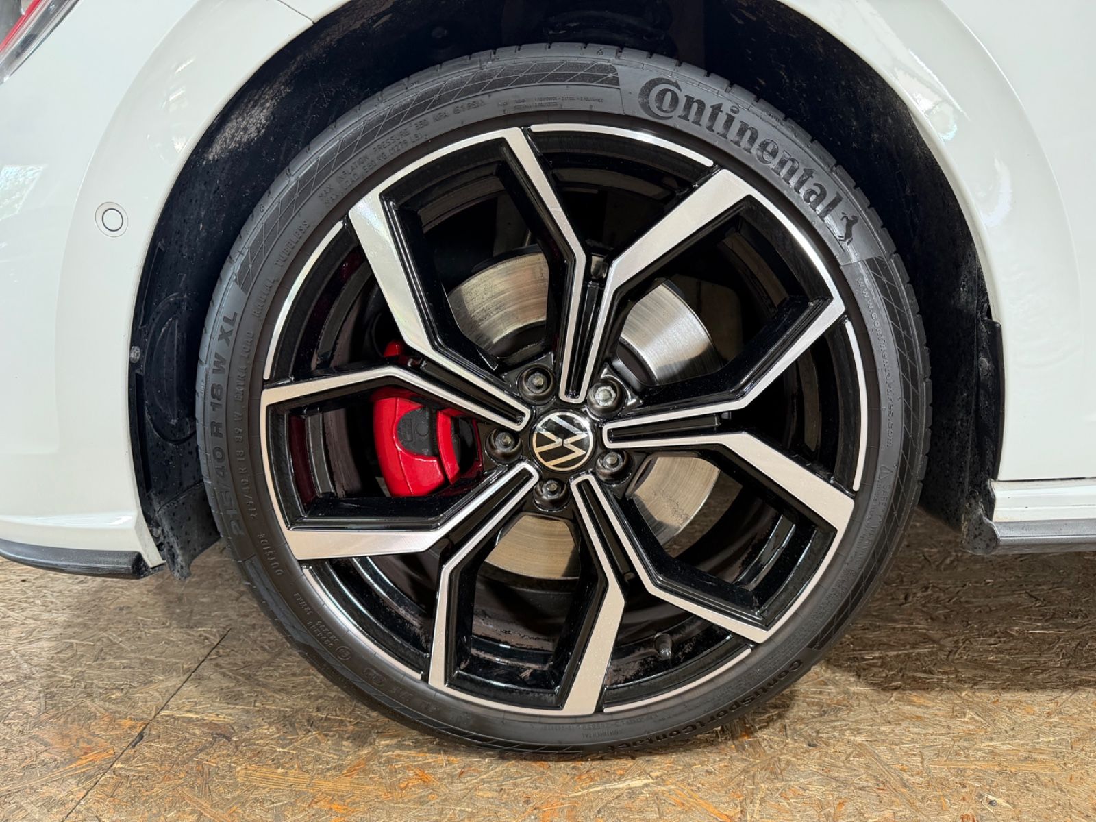 Volkswagen Polo VI GTI 2.0TSI DSG/ALCANTARA/CAM/MATRIX/18"