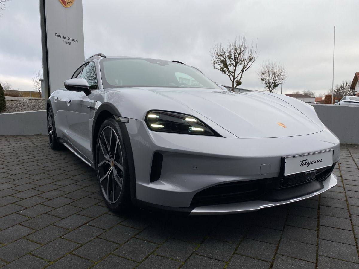 Porsche Taycan 4 Cross Turismo | Hinterachslenkung |
