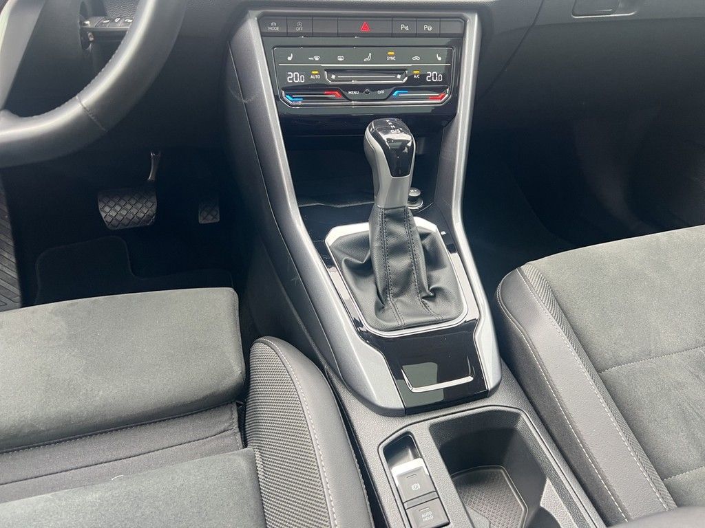Volkswagen T-Roc 1.5 TSI DSG Style - Samsaru's Car Outlet