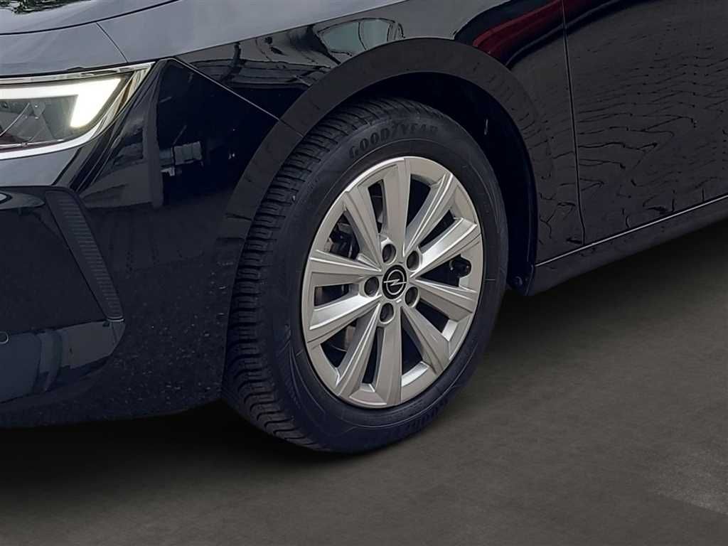 Opel Astra L 1.2 Business Edition - Samsaru's Car Outlet