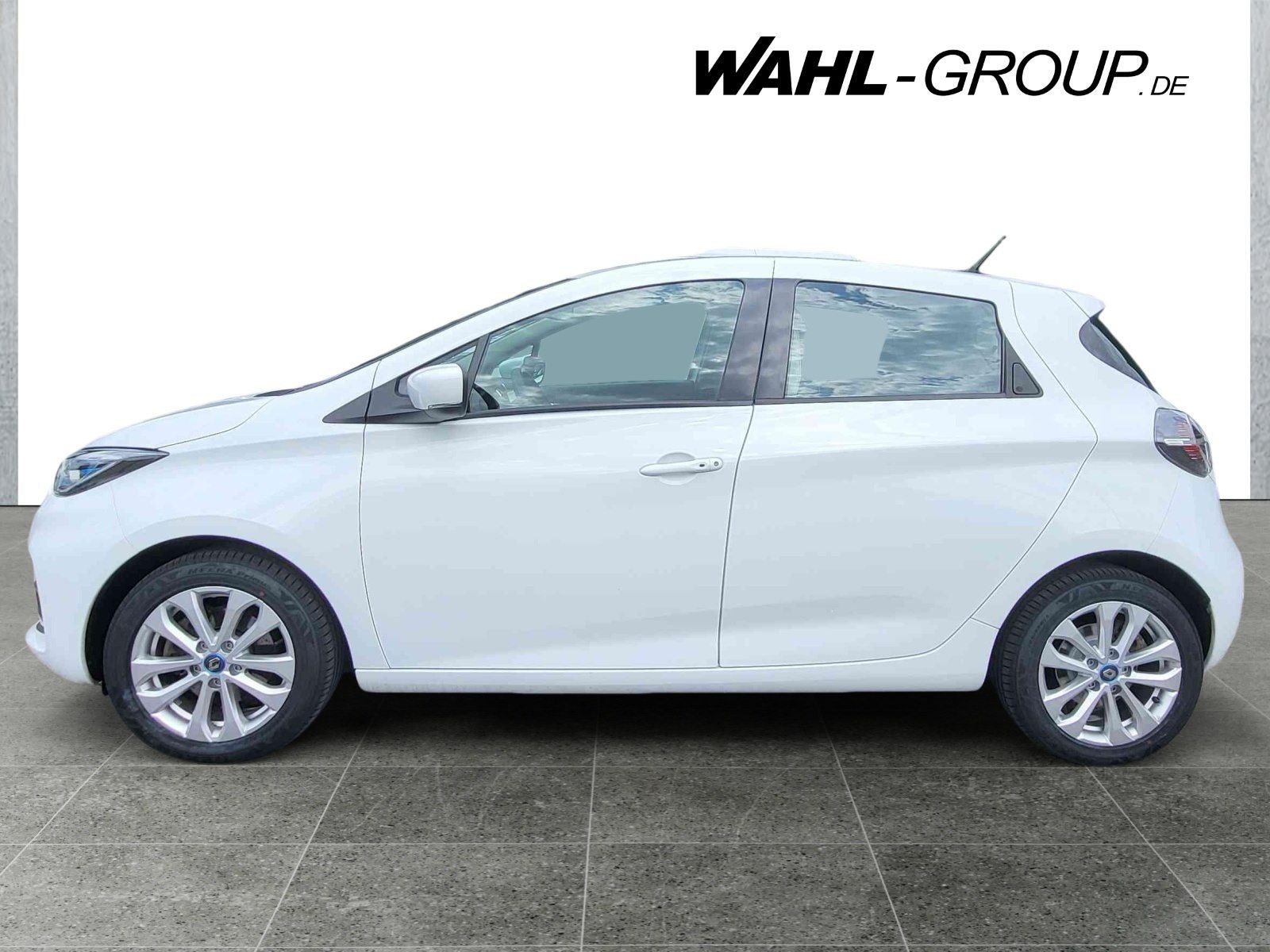 Renault Zoe Z.E.50 R*135* Experience - Samsaru's Car Outlet