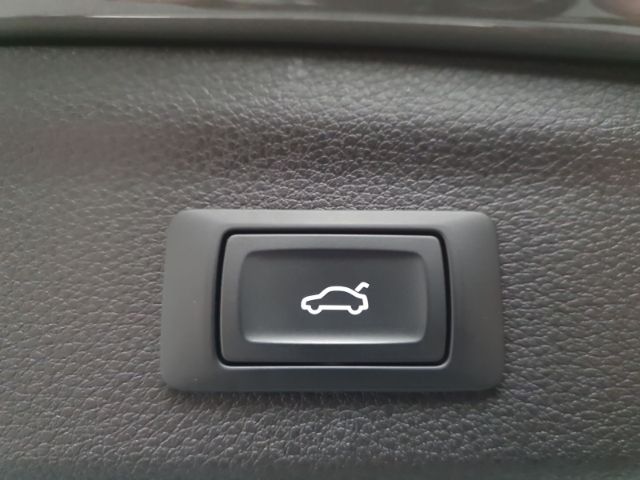 Audi Q3 40 TDI quattro S tronic - Samsaru's Car Outlet