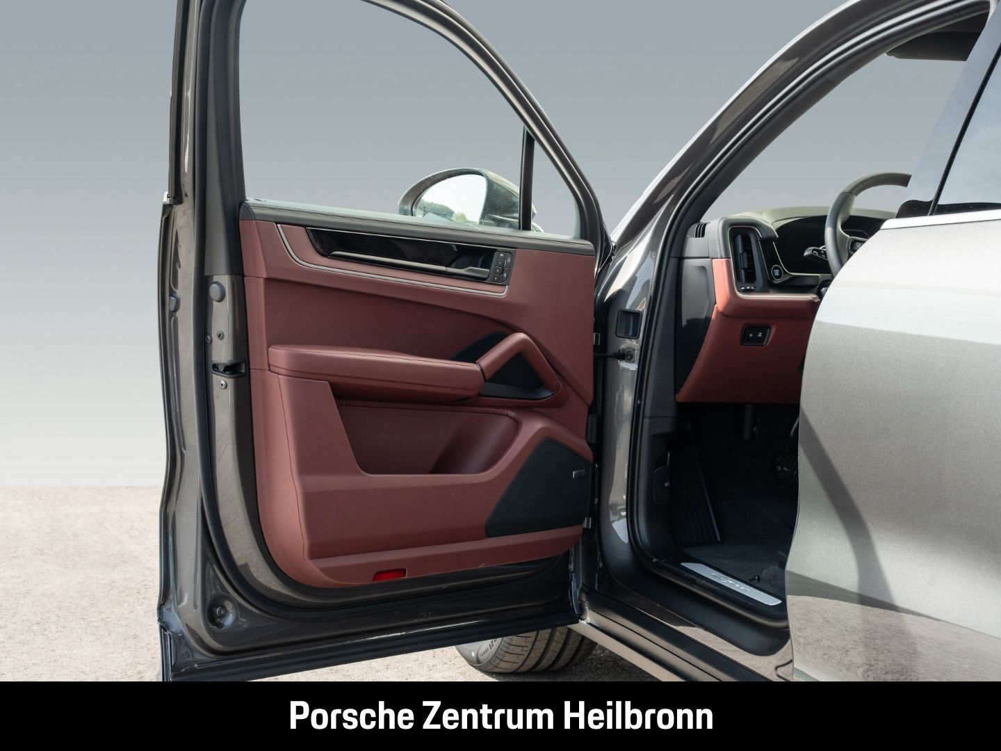 Porsche Cayenne E-Hybrid BOSE LED-Matrix Panoramadach