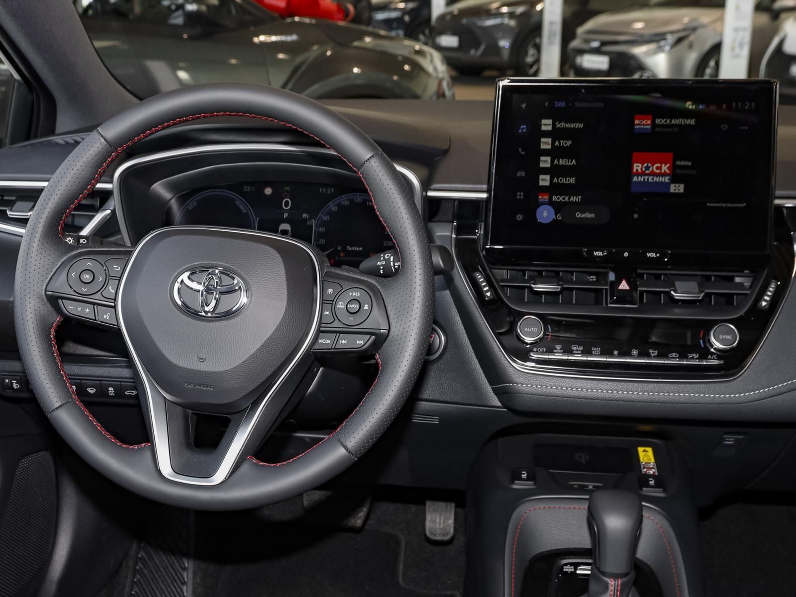 Toyota Corolla TS 2.0 Hybrid GR Sport PDC KLIMA LM