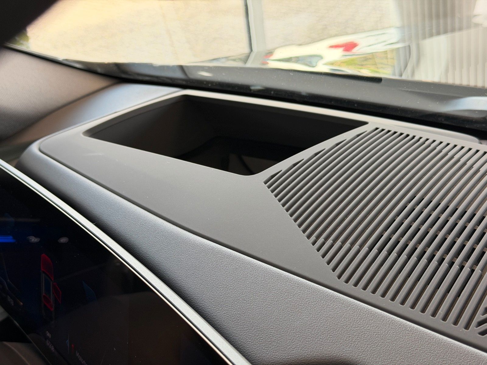 BMW 520d xDrive / AHK / 360° / Abstandtemp. / H&K
