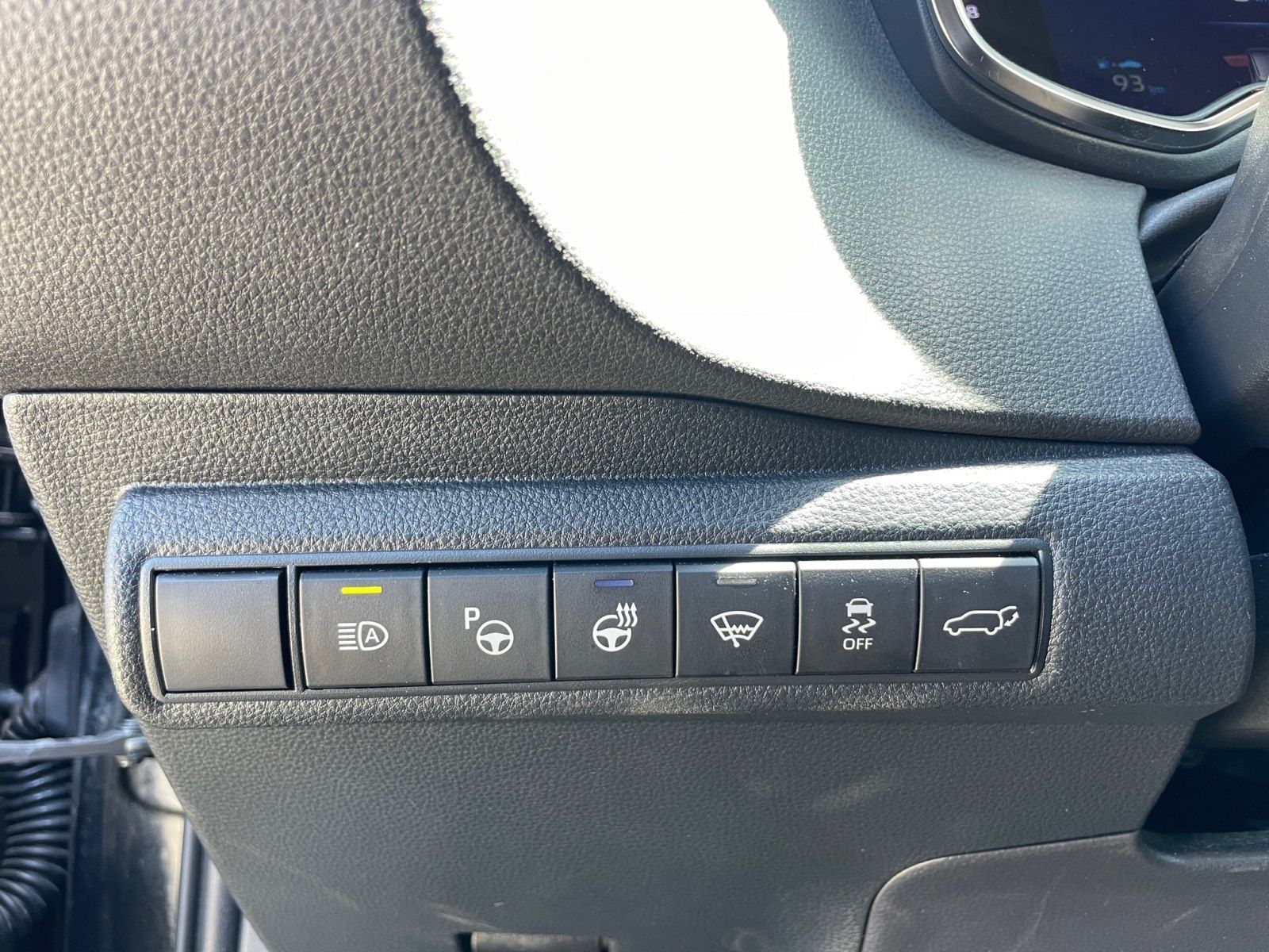 Toyota Corolla Touring Sports 2.0 Hybrid Lounge - Samsaru's Car Outlet