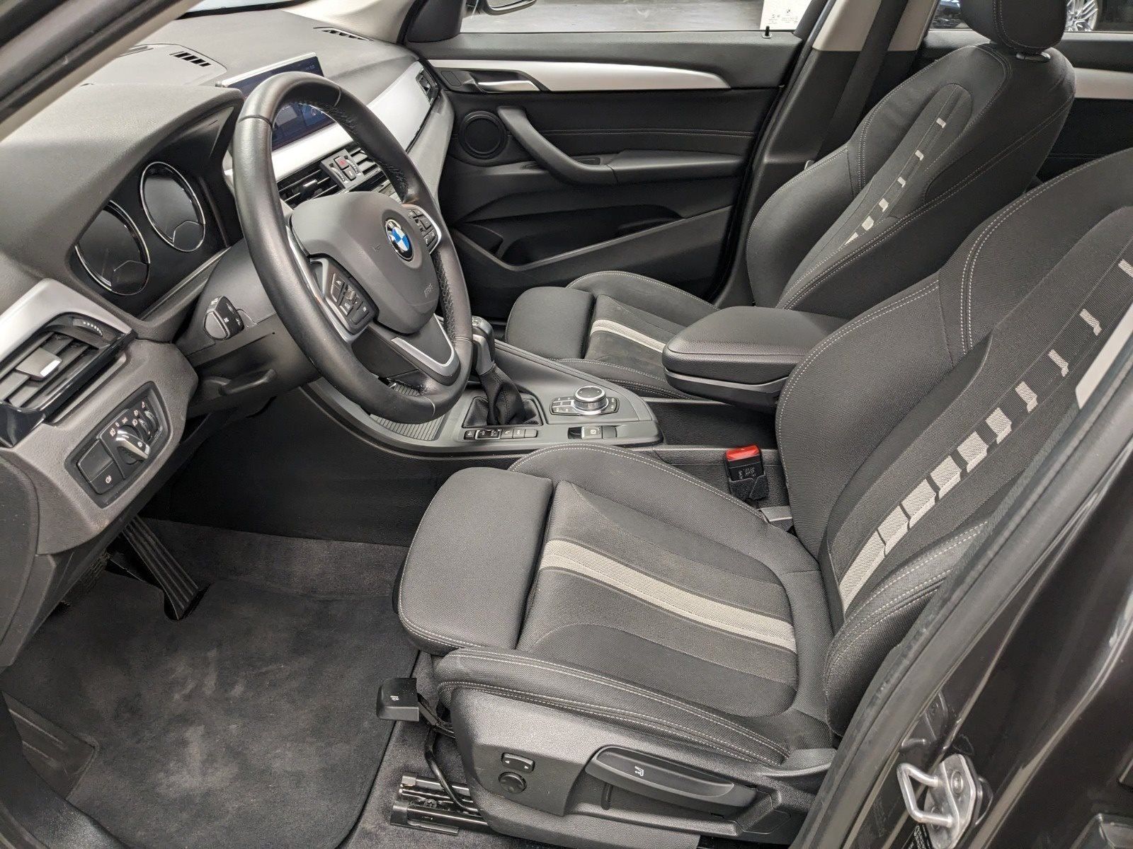 BMW X1 xDrive25e - Samsaru's Car Outlet