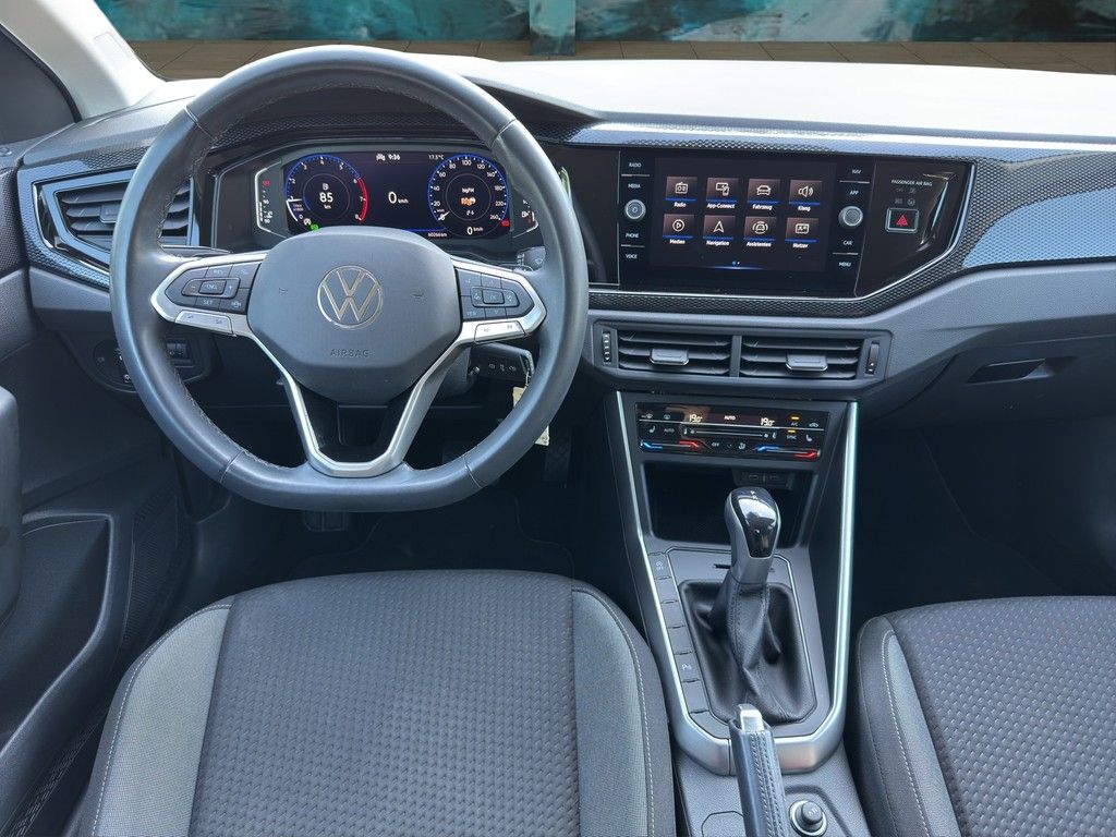 Volkswagen Taigo 1.0 TSI Life - Samsaru's Car Outlet