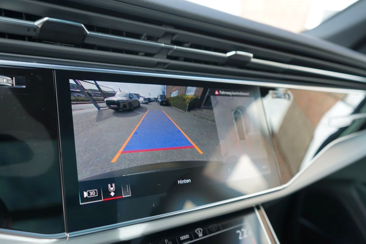 Audi Q8 50 TDI Quattro S-line Plus - Samsaru's Car Outlet
