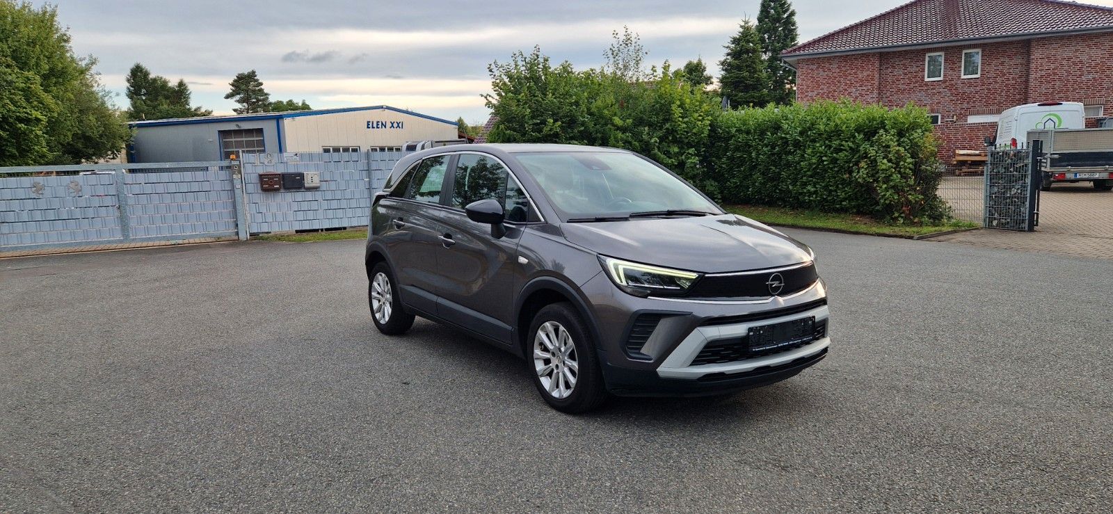 Opel Crossland Elegance Diesel - Samsaru's Car Outlet
