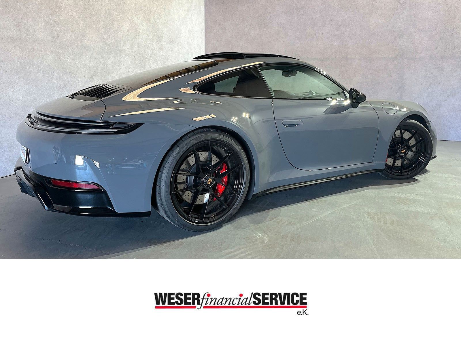 Porsche 992.2 GTS - Samsaru's Car Outlet