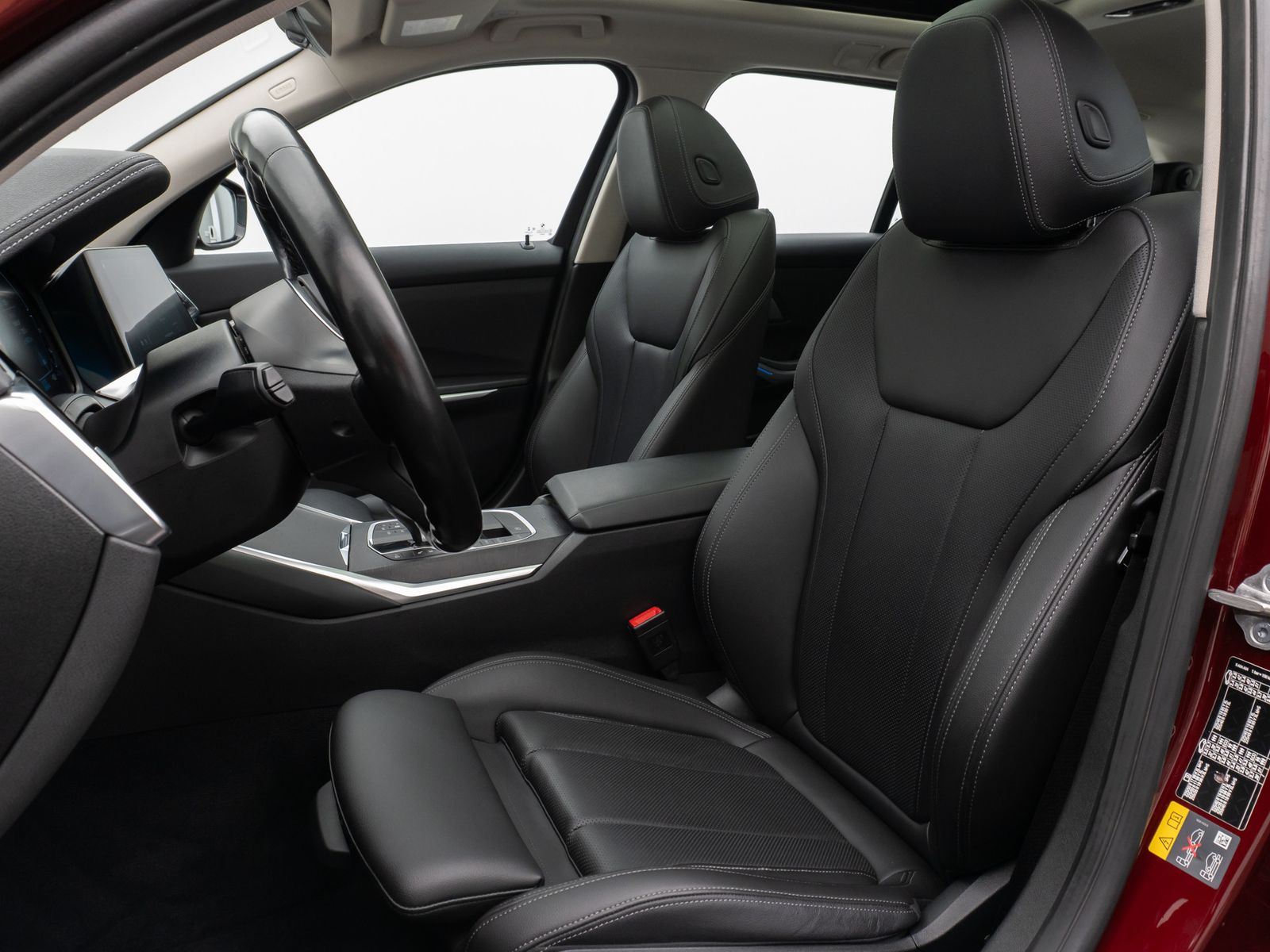 BMW 320e Luxury Line - Samsaru's Car Outlet