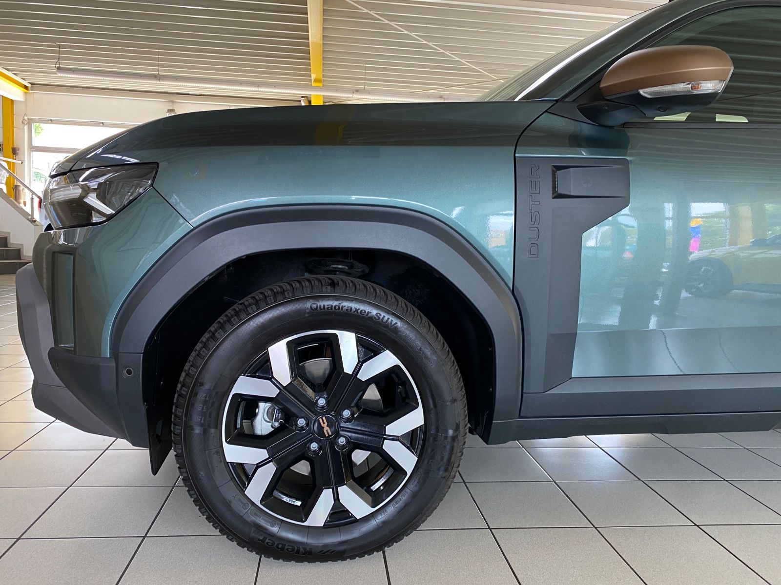 Dacia Duster III Hybrid 140 Extreme - Samsaru's Car Outlet