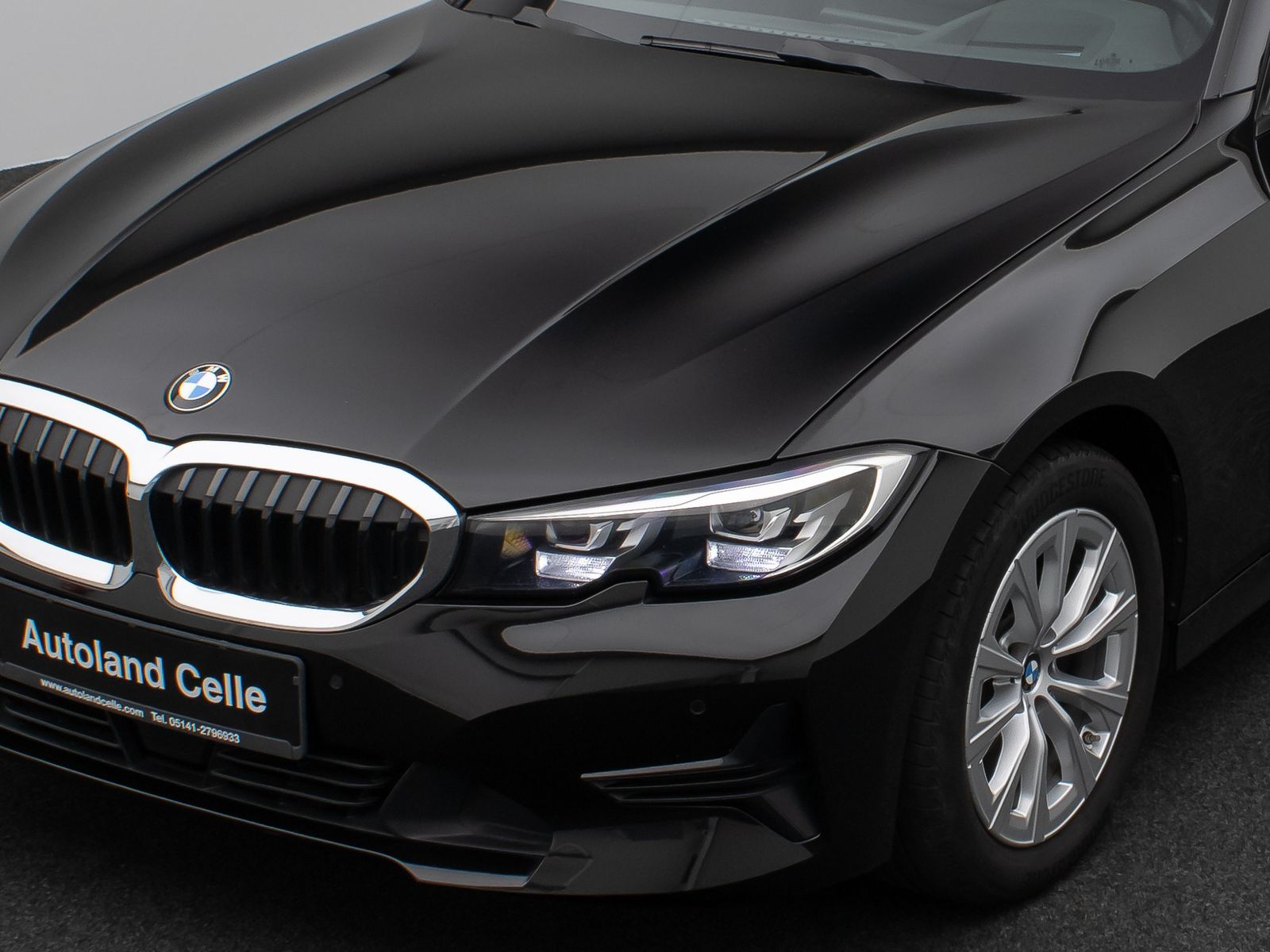 BMW 320d Sport - Samsaru's Car Outlet